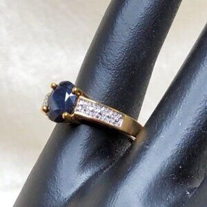 vintage CAR gold tone blue cubic zirconia rhodium plated solitaire ring size 7,